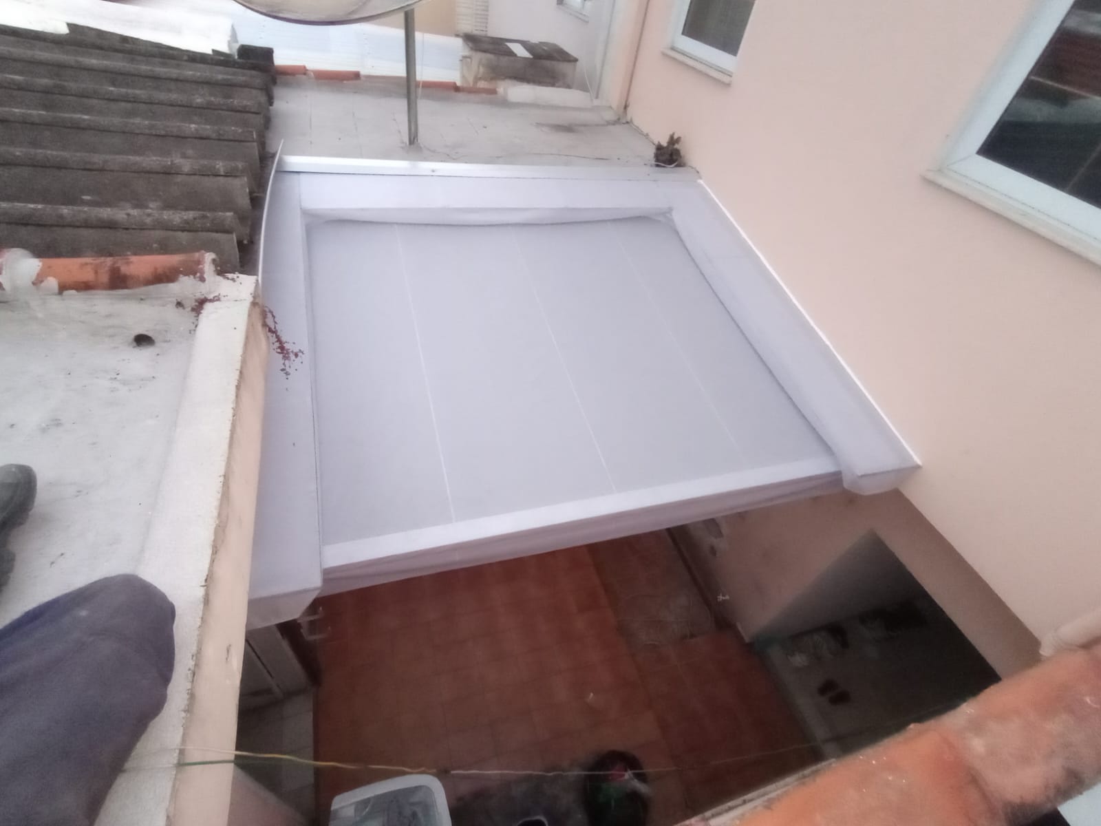 Conheça mais: Toldo Trilho em Lona